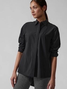 Athleta Urbanite Top Black Long Sleeve Button-Down Shirt Size M